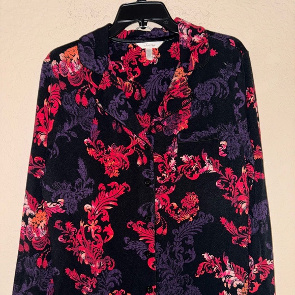 Soma EMBRACEABLE 2pc. Long Sleeve Notch Collar Pajama Top French Scroll … - Picture 5 of 13